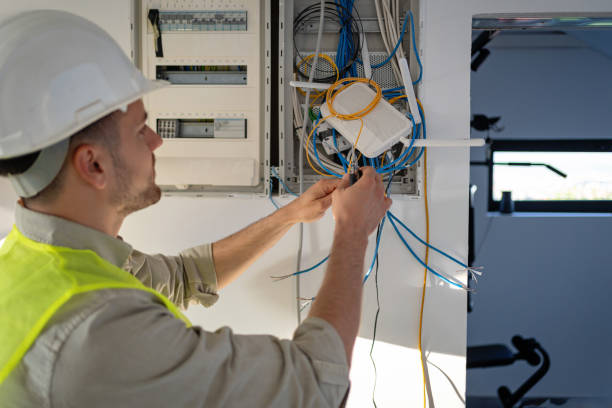 Best Electrical Contractors for Businesses  in Centralia, IL